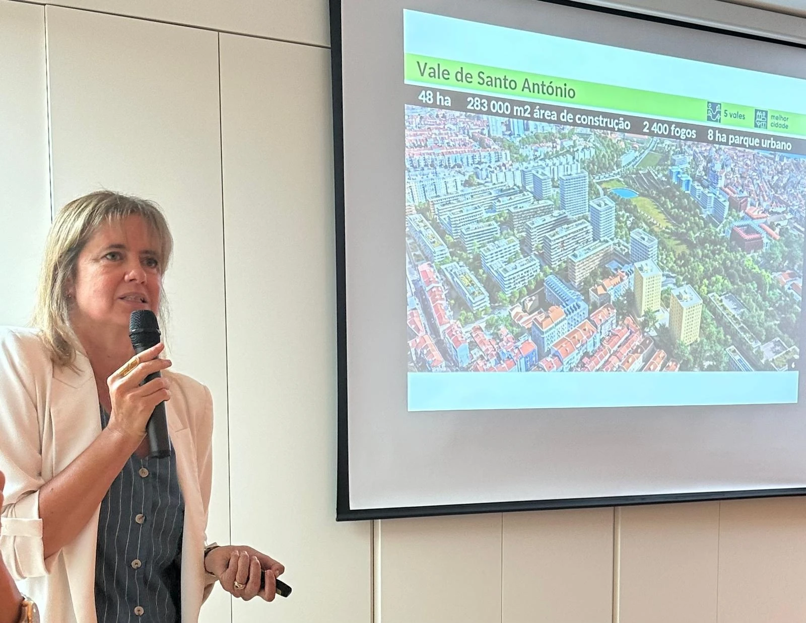 Vereadora da Câmara Municipal de Lisboa, Joana Almeida - reunião mensal Siimgroup