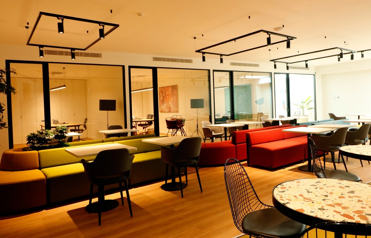 Siimgroup continua a crescer